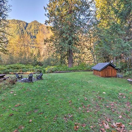 Riverfront Gold Bar Log Cabin Near Stevens Pass! Екстериор снимка