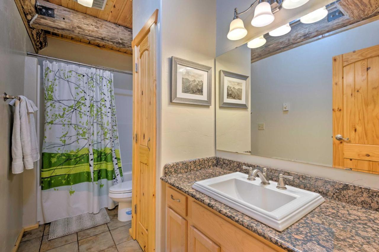 Riverfront Gold Bar Log Cabin Near Stevens Pass! Екстериор снимка